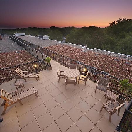 Execustay At York Place Apts Edina Restaurant billede